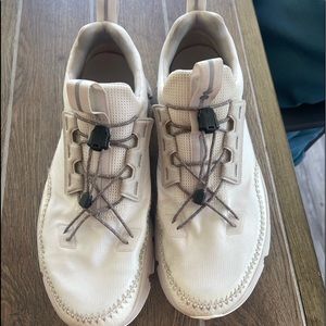 Oncloud shoes women Cloudaways